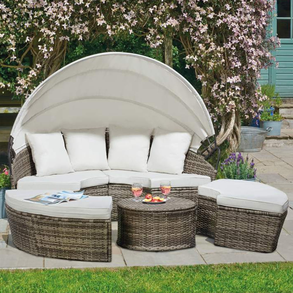 Small outdoor daybed 2024 with canopy