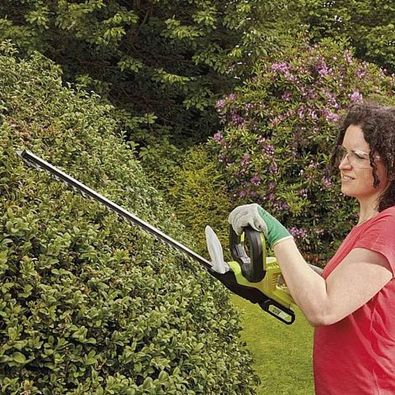 Garden Gear 20V Cordless Lithium-ion Hedge Trimmer